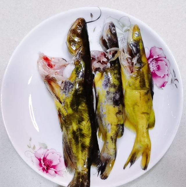 黄骨鱼炖汤怎么做好吃图1