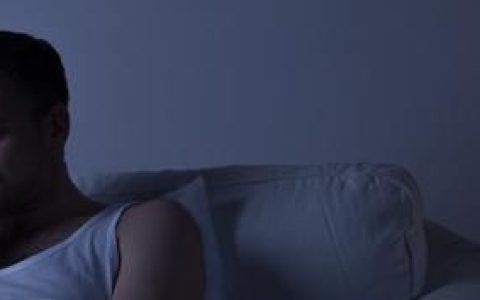 经常失眠多梦是什么原因(失眠多梦盗汗是什么原因引起的)