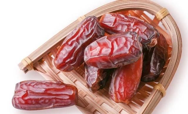 红枣补血，鲜枣更好？还有黑枣、蜜枣，怎么吃最合理？