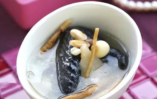 从零开始学煲汤！这10道美容汤水，让你多喝多漂亮