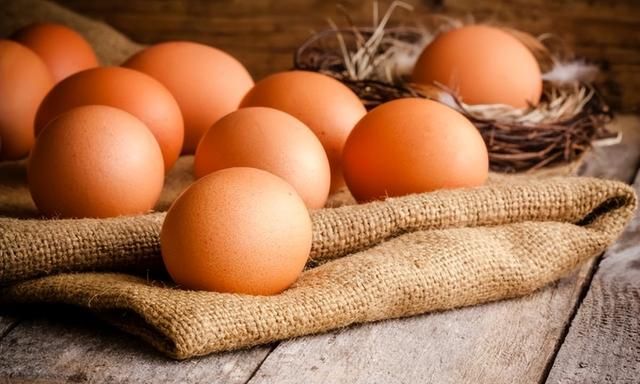 吃鸡蛋的好处又增加了！新研究：每天一个有助降压降糖