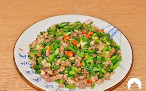 韭苔炒肉丝怎么做好吃,韭苔香菇炒肉丝的做法