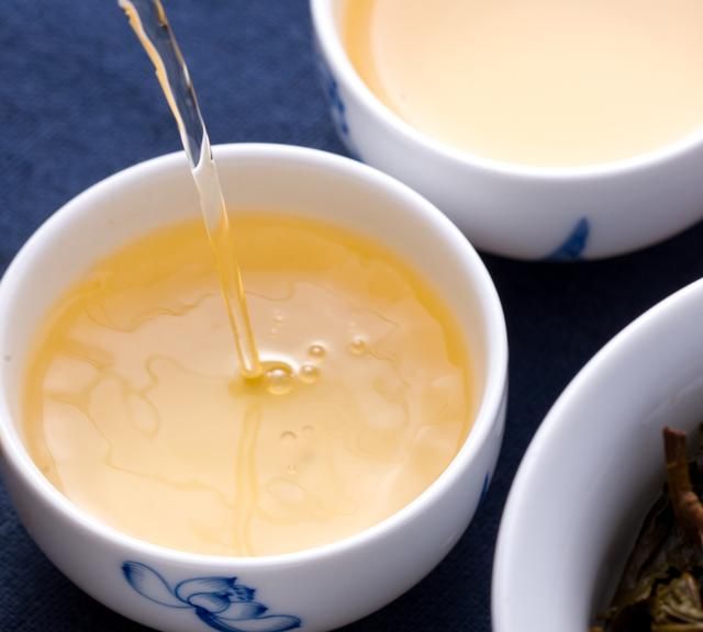 你还在震惊班章茶王的霸道价格吗，才者普洱带您见识茶中霸道