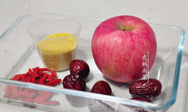 公认的养胃补血粥，普通原生态谷物熬成，含铁量比大米高一倍