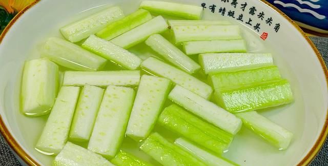 芒种吃1瓜，中药不用抓！一祛湿补水，二清热解暑，三减脂瘦身