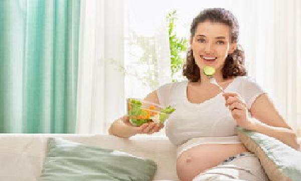 孕妈在孕期尽量少吃这3种水果，吃多对胎儿健康不好，孕妈别忽略