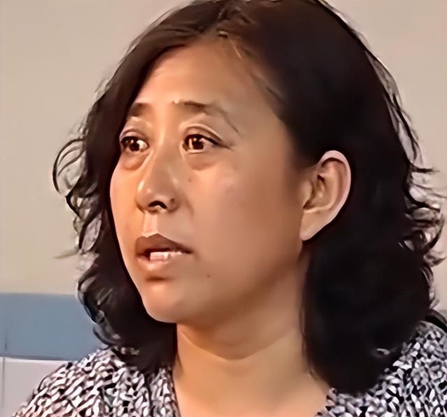 女子参加公司体检，却发现少了一个肾，医生看完片子后脸色大变！