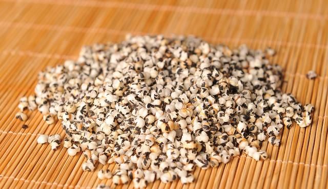 麦蓝菜与王不留行区别,王不留行麦蓝菜图1