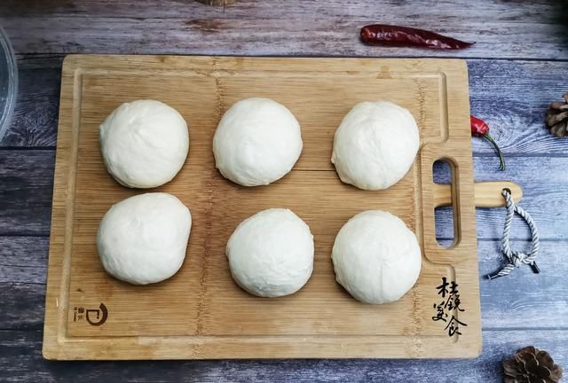怎么做吐司(怎么做吐司面包不用烤箱不用模具)图16