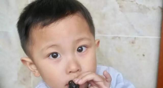 吸足阳气的芝麻丸，这样吃能养发护肾，满口软糯香甜！