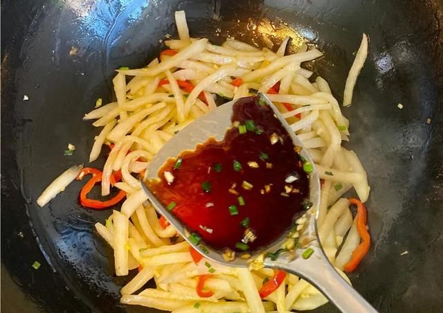 素炒白萝卜丝怎么炒好吃图10
