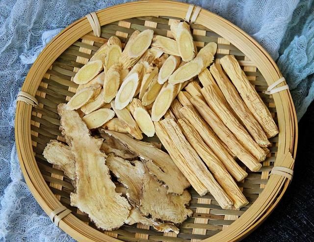 黄芪的“黄金搭档”找到了，常喝气血通畅，保持活力，不妨试一试