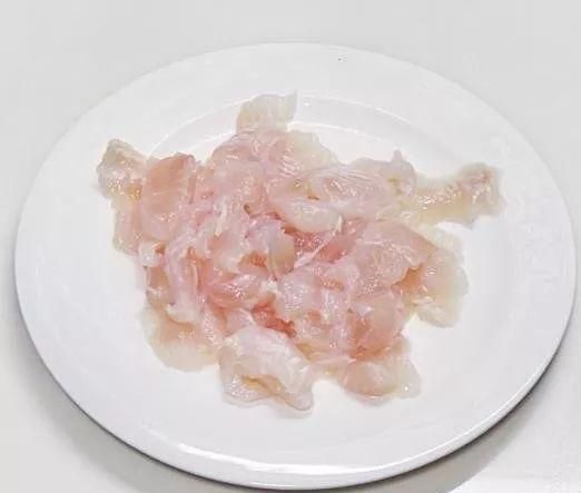 宝宝不挑食，来一份清新果香味的橙香鱼块，酸酸甜甜宝宝吃得香