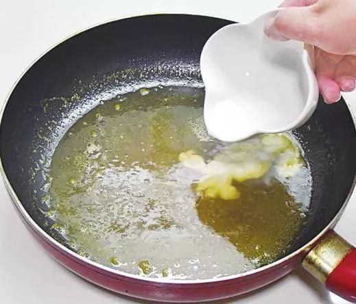 宝宝不挑食，来一份清新果香味的橙香鱼块，酸酸甜甜宝宝吃得香