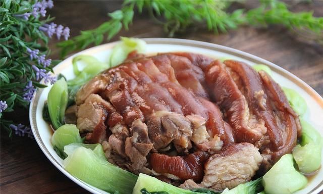 排名最高的十二道年夜饭菜单，这才是东北的年夜饭，丰盛年味十足