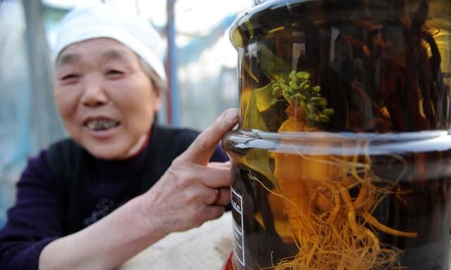 传统滋补泡酒方，补气血，理脾胃，安神定志