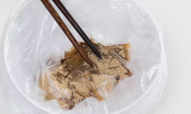 不骗你，椒盐鸭下巴我吃一次能回味一周