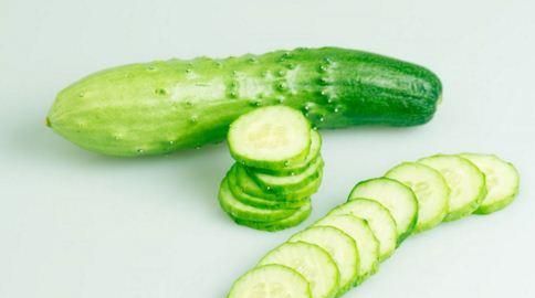 如何使用青瓜做面膜 教大家几招
