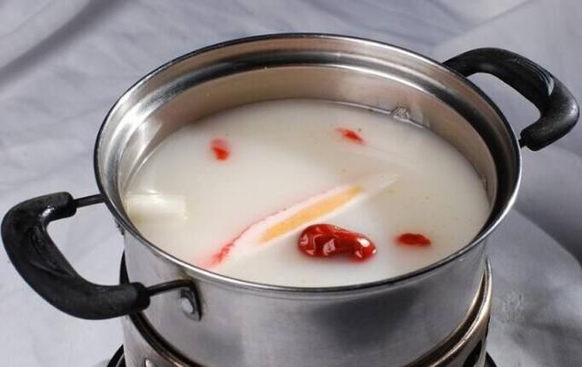 在超市买的袋装火锅底料,在家怎么弄才好吃呢图3