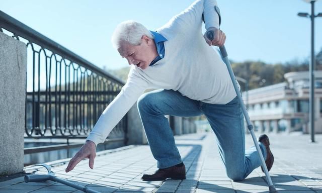 得了股骨头坏死怎么办？别怕，做到这些，治疗效果看得见