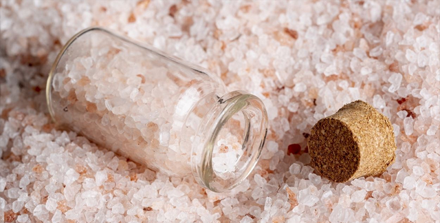 盐是荒野生存、应急储备的必备品，食盐的35种用途你都知道吗？