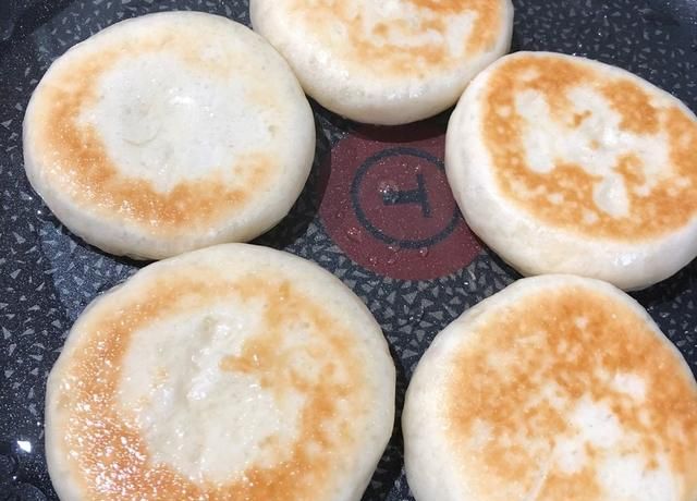 如何自制豆沙薄饼图8