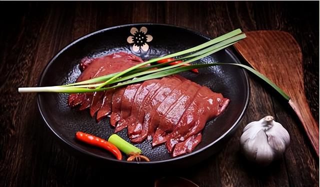锌被称为“生命之素”，建议孩子多吃6种高锌食物，越吃越聪明