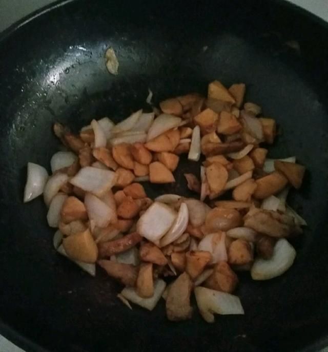 洋葱炒杏鲍菇怎么做才好吃图8