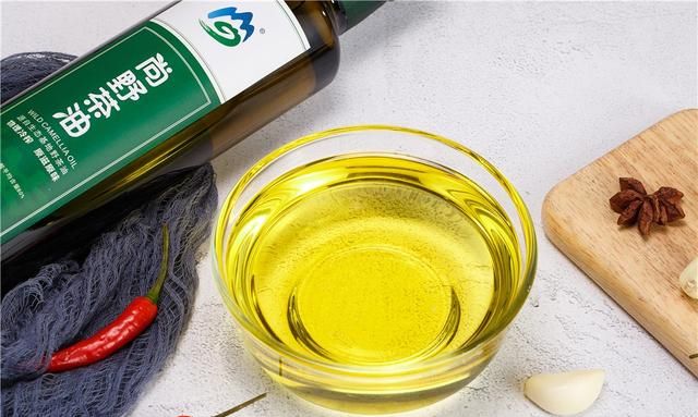 油茶籽油和茶叶籽油有区别吗,茶叶籽油和油茶籽油哪种油更好图7