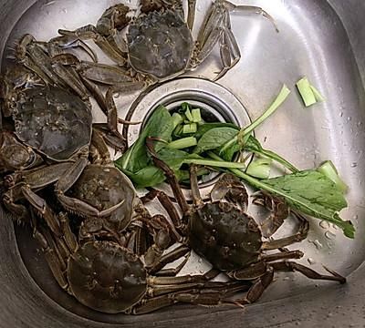 第一次做清蒸螃蟹就一致好评，从此做菜就有了自信