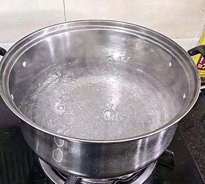 第一次做清蒸螃蟹就一致好评，从此做菜就有了自信