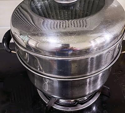 第一次做清蒸螃蟹就一致好评，从此做菜就有了自信