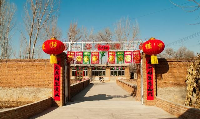 北方过年为什么要贴春联图4