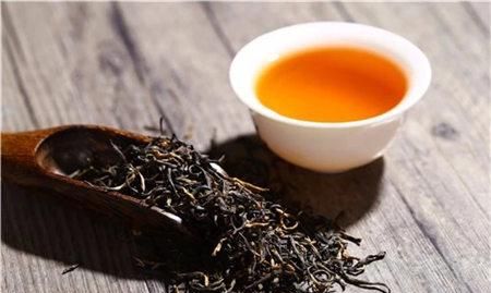 衣服上的油渍怎么洗 去油污一步到位