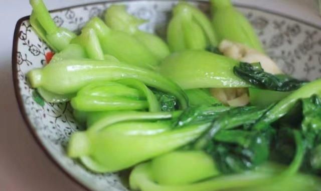怎样才能使青菜煮了变黄图3
