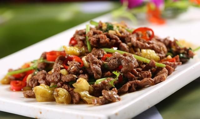 小炒黄牛肉怎么做好吃,湘菜小炒黄牛肉的做法图13