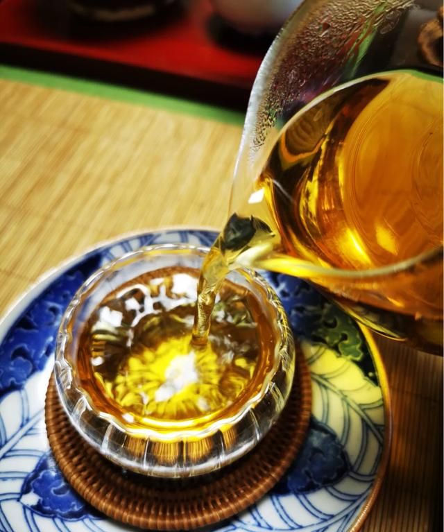 春天喝绿茶胃疼的小伙伴，来一泡古树金针吧！