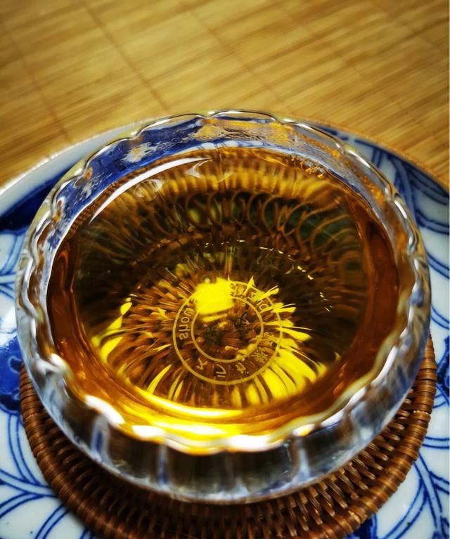 春天喝绿茶胃疼的小伙伴，来一泡古树金针吧！