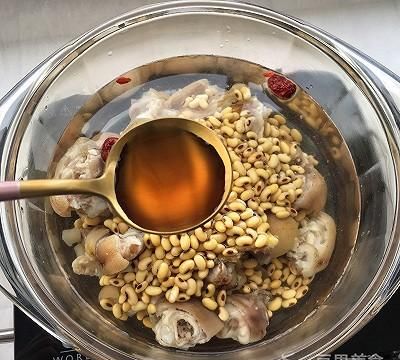 天麻炖猪蹄的做法