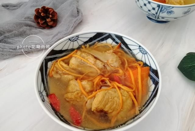 鸭肉和它一起炖，暖胃润肺，冬天不咳嗽，三九天要多吃
