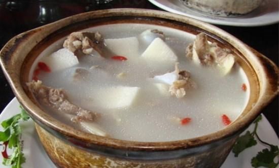 怀孕初期保健汤饮推荐
