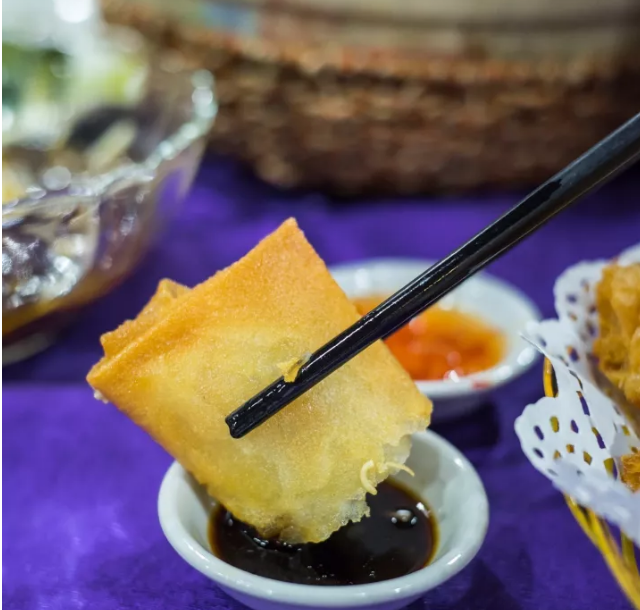 广州美食：藏在荔湾区的金字招牌花雕鸡，足足火了10几年