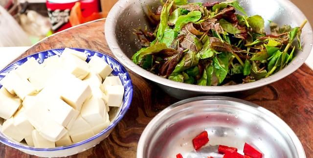 “春吃芽胜吃肉”，这4种芽菜别忘吃，鲜嫩爽口，遇到千万别手软