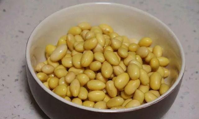 “补药一堆，不如黄豆一把”，推荐3道好吃的做法，营养又下饭