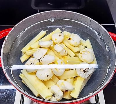 #健康甜蜜烘焙料理#清热解毒生津止咳甘蔗马蹄水