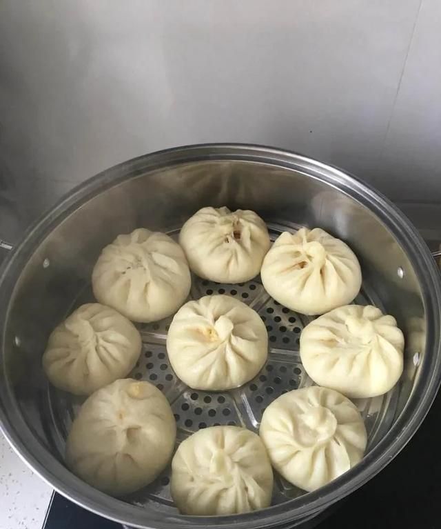 青菜包子怎么做,青菜包子怎么做青菜绿不发黄图2