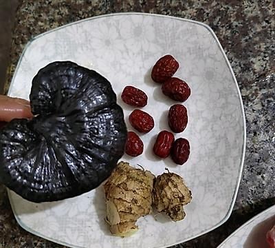 大骨煲灵芝就这么做，新手也能零失败