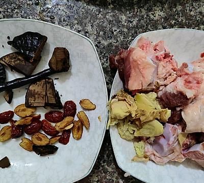 大骨煲灵芝就这么做，新手也能零失败