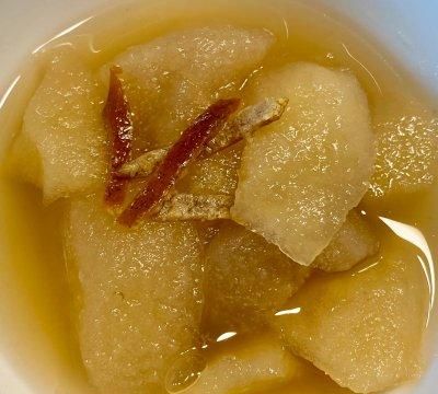 川贝冰糖炖雪梨别再炒着吃，学我这样做，孩子抢着吃