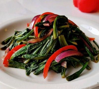 葱椒拌炒绿叶菜你这么做，比买的还好吃